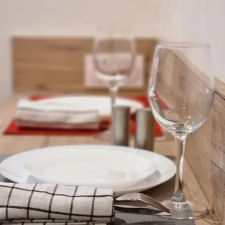 아파트 Massena Square Ac Old Town 5min
