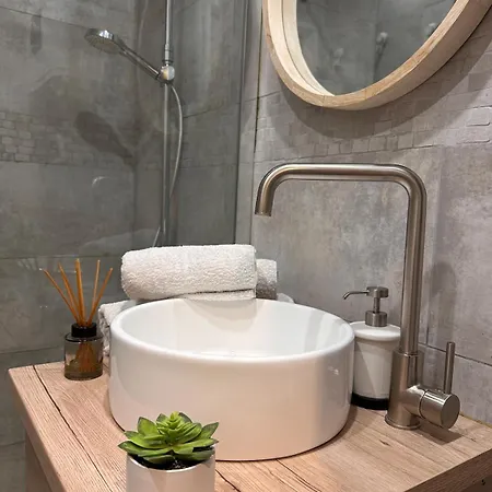 Apartment Bright Renovated Steps From Massena 5min Ac Netflix Nice