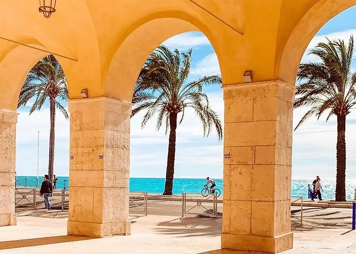 Studette Massena #2 Apartment