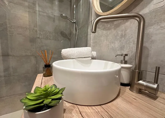 Stylish On Place Massena - Steps From * Nice