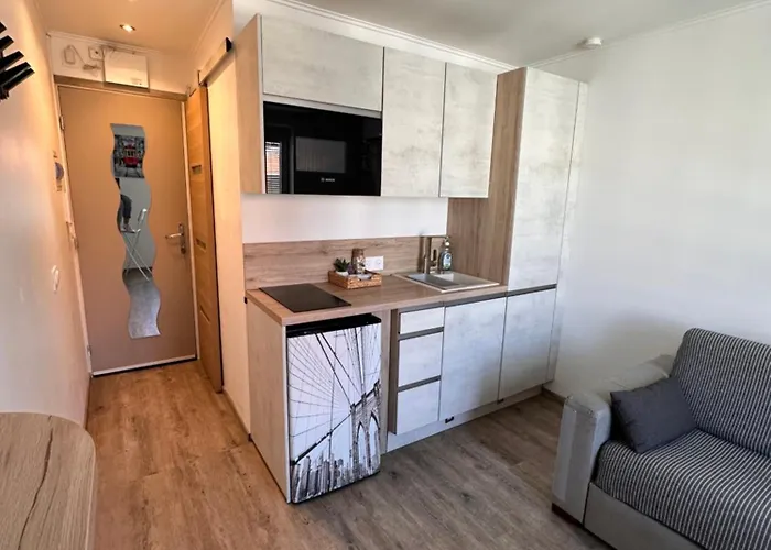 Stylish On Place Massena - Steps From