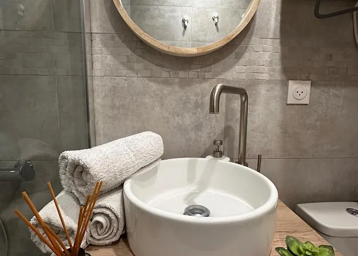 Apartman Bright Renovated Steps From Massena 5min Ac Netflix *