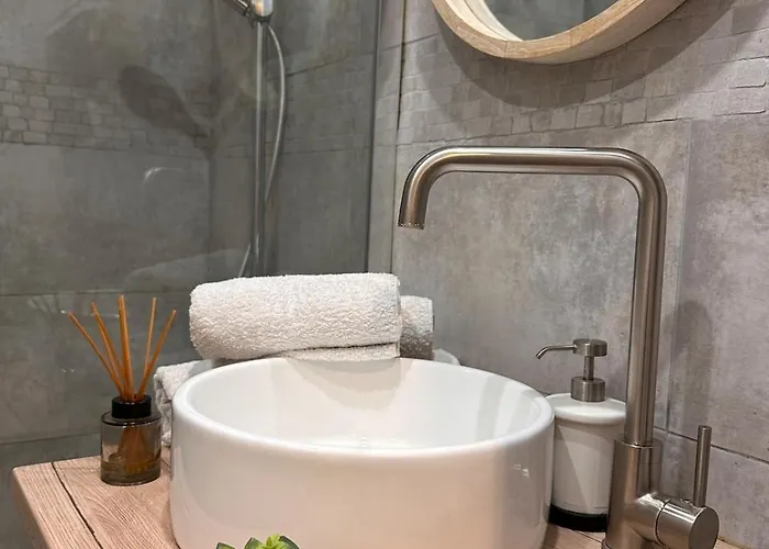Lägenhet Bright Renovated Steps From Massena 5min Ac Netflix Nice