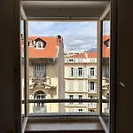 Bright Renovated Steps From Massena 5min Ac Netflix *