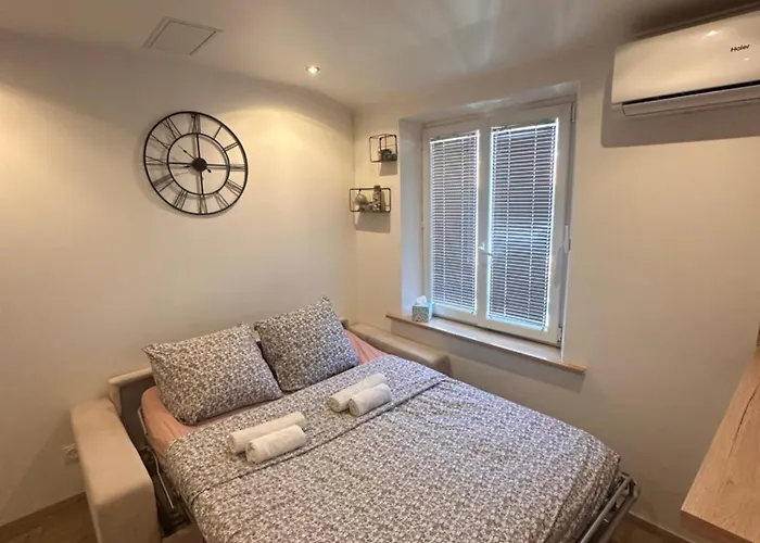 Bright Renovated Steps From Massena 5min Ac Netflix * 尼斯